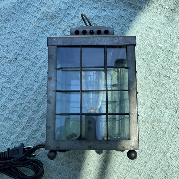 ED by Ellen Warmer - Picture 4 of 7